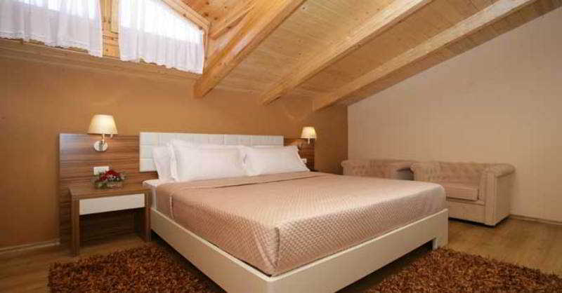 Hotel Vila 60 Tirana Kültér fotó